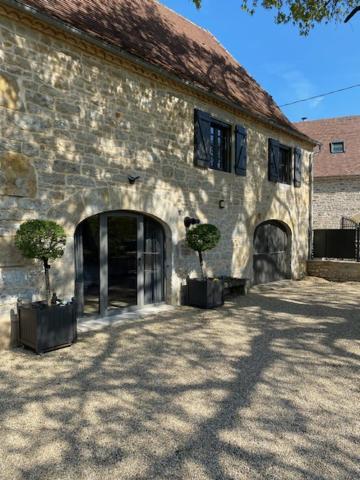 Agreable Chambre D Hote Avec Piscine Et Jacuzzi Thégra Exterior foto